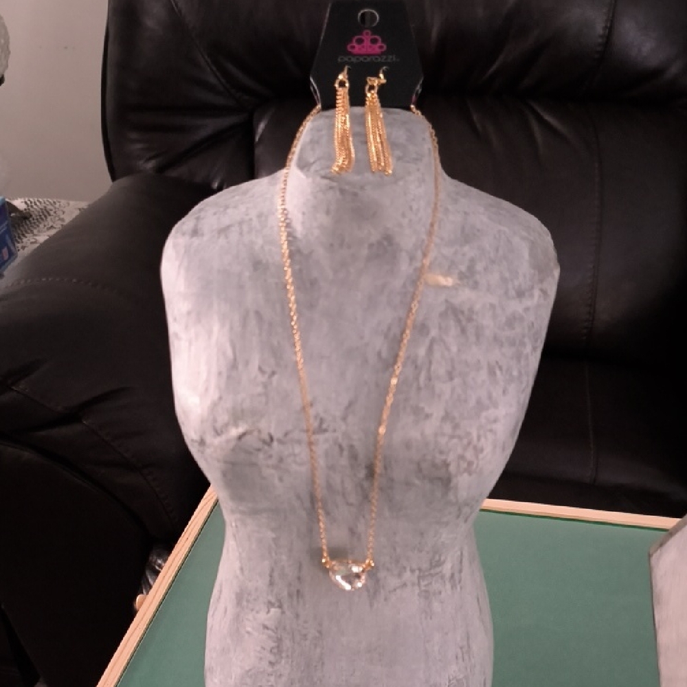 Paparazzi Goldtone Necklace with Earrings